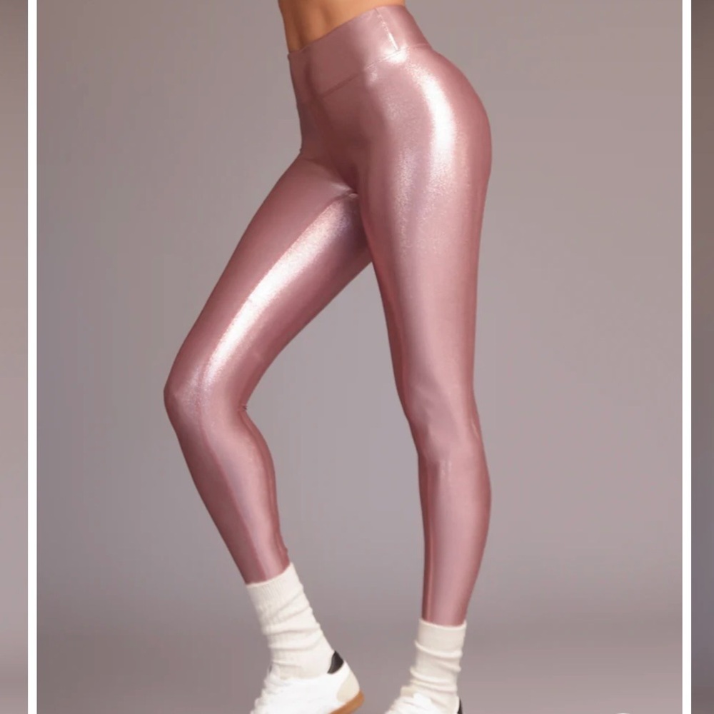 Heroine Sport Women’s Marvel Leggings in Rose Gold, Size Small